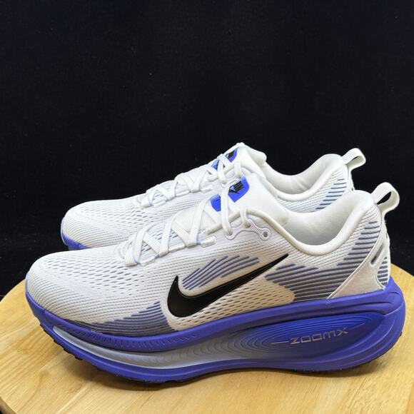 Nike Mens Air Zoom Vomero 18 HM6803-104 White Running Shoes Sneakers Size 8 - Picture 2 of 10